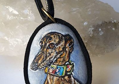 Piedra pintada galgo