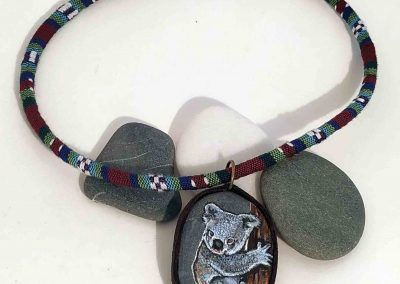 piedra pintada koala