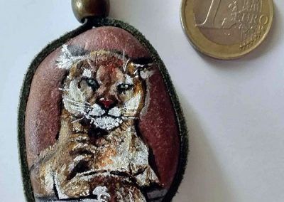 Piedra pintada puma