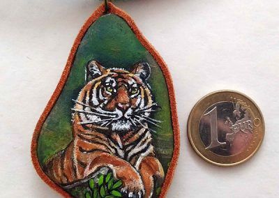 Piedra pintada tigre